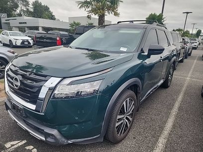 Used 2023 Nissan Pathfinder Platinum w/ Lighting Package (N92)