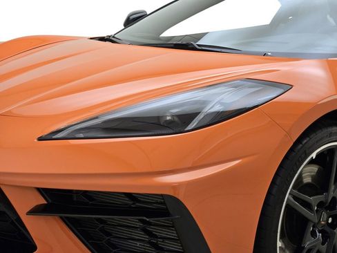Used 2023 Chevrolet Corvette Stingray Premium Conv w/ Z51 Performance Package RWD image 5