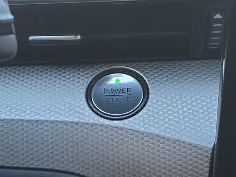 Used 2023 Ford Mustang Mach-E Select image 23