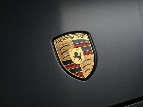 New 2026 Porsche Panamera image 13
