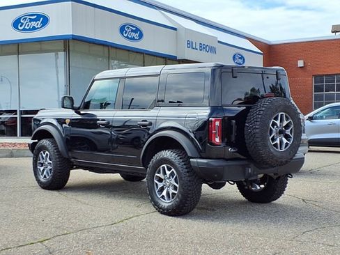 Certified 2025 Ford Bronco Badlands AWD/4WD image 2