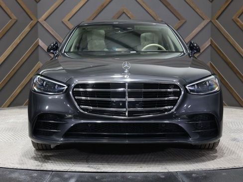 Used 2022 Mercedes-Benz S 580 4MATIC Sedan image 4