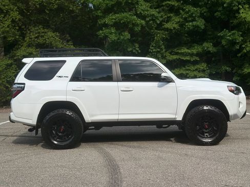 Used 2024 Toyota 4Runner TRD Pro AWD/4WD image 11