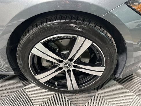 Used 2025 Mercedes-Benz C 300 4MATIC Sedan image 9
