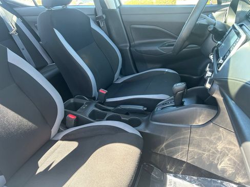 Used 2025 Nissan Versa S w/ Trunk Package FWD image 11