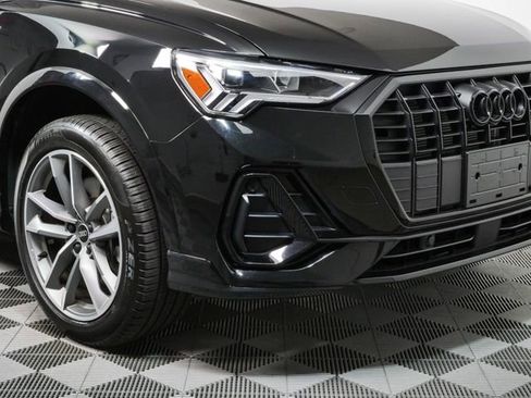 Used 2023 Audi Q3 2.0T Premium w/ Black Optic Sport Package AWD/4WD image 20