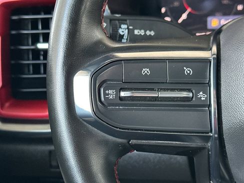 Certified 2024 GMC Canyon AT4X AWD/4WD image 31