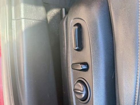 Used 2020 Buick Encore GX Preferred w/ Cold Weather Comfort Package FWD image 12