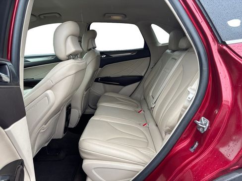 Used 2019 Lincoln MKC Premiere image 21