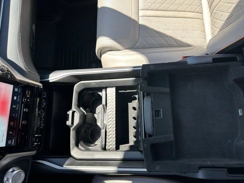 Used 2025 RAM 1500 Tungsten AWD/4WD image 19