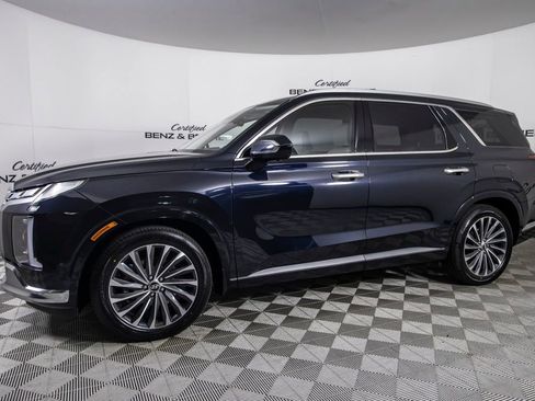 Used 2023 Hyundai Palisade Calligraphy w/ Cargo Package image 4