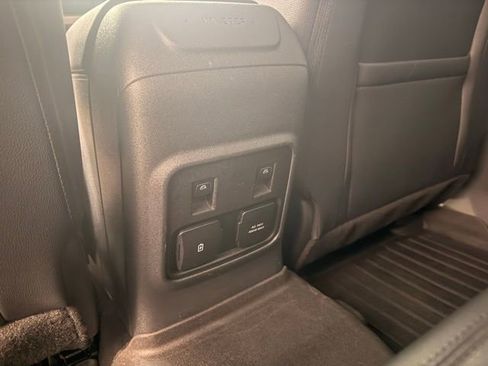 Used 2023 Ford Bronco Wildtrak AWD/4WD image 16