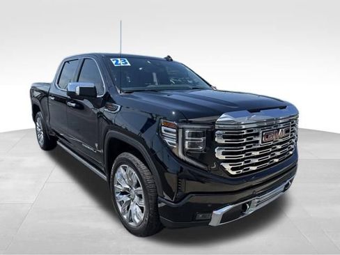 Used 2023 GMC Sierra 1500 Denali AWD/4WD image 3
