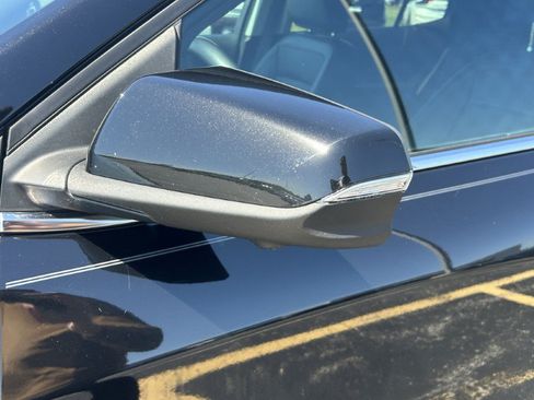 Used 2023 Chevrolet Equinox Premier AWD/4WD image 14