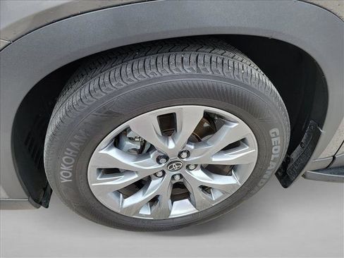 Used 2025 Toyota Grand Highlander FWD image 9