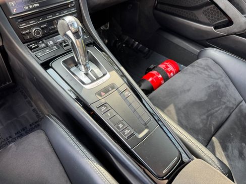 Used 2015 Porsche 911 GT3 image 41