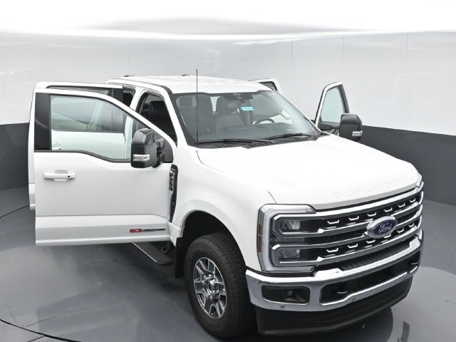 Used 2024 Ford F250 Lariat w/ Lariat Ultimate Package AWD/4WD image 55