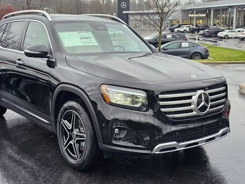 New 2026 Mercedes-Benz GLB 250 4MATIC image 2