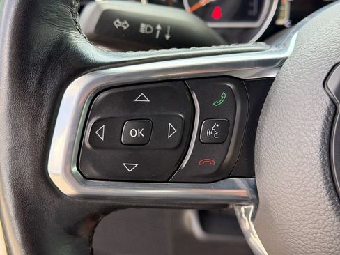 Used 2021 Jeep Wrangler Unlimited Sahara AWD/4WD image 26