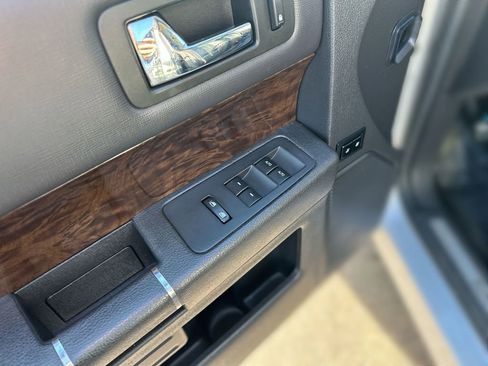 Used 2019 Ford Flex Limited image 15