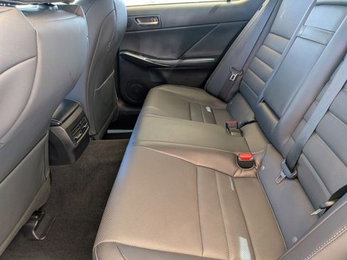 Used 2024 Lexus IS 500 RWD image 18