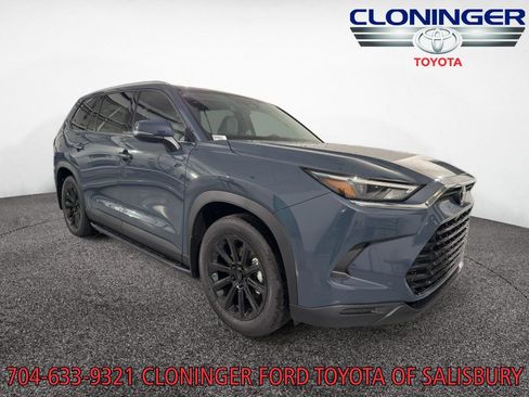 New 2026 Toyota Grand Highlander XLE image 1