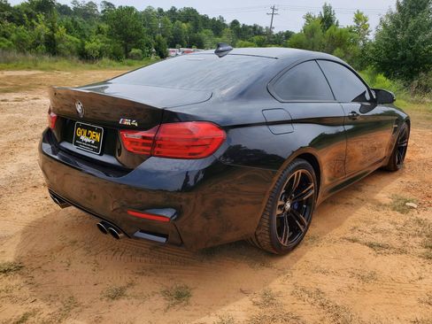 Used 2015 BMW M4 Coupe RWD image 9