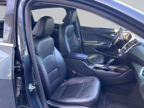 Used 2021 Chevrolet Malibu Premier FWD image 7