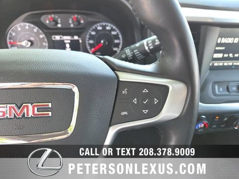 Used 2017 GMC Acadia SLE FWD image 26