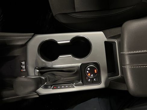 Certified 2025 Chevrolet Blazer LT w/ Convenience Package image 27