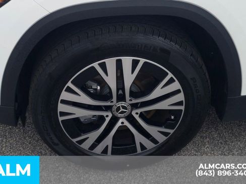 Used 2025 Mercedes-Benz GLA 250 4MATIC image 11