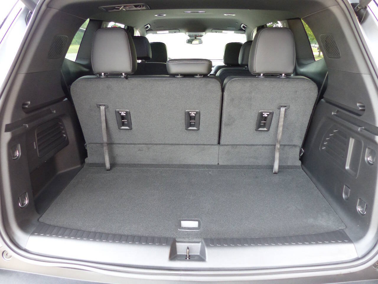 Used 2026 Buick Enclave Preferred w/ LPO, Floor Liner Package FWD image 46