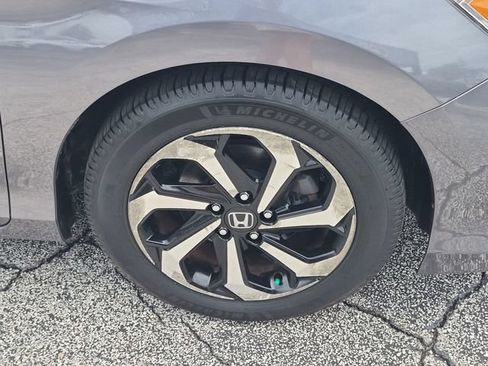 Used 2017 Honda Accord EX-L image 28