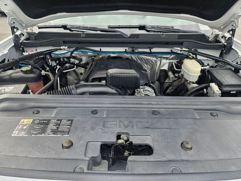 Used 2017 GMC Sierra 2500 SLT AWD/4WD image 32