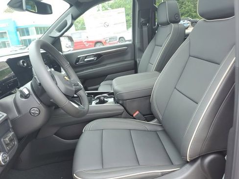 New 2026 Chevrolet Tahoe Premier w/ Sun And Tow Package AWD/4WD image 16