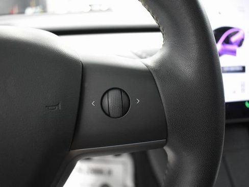 Used 2020 Tesla Model 3 Long Range image 29