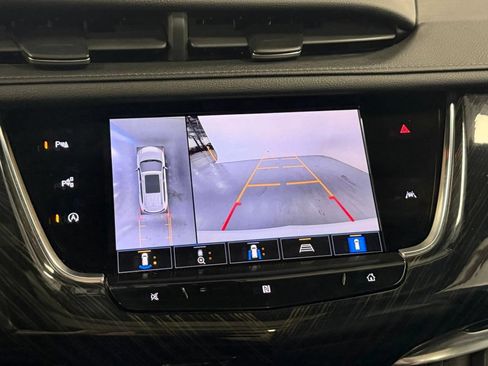 Used 2021 Cadillac XT6 Premium Luxury FWD image 20