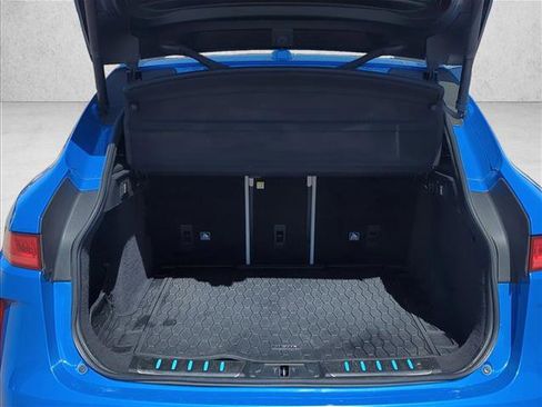 Used 2019 Jaguar F-PACE SVR image 6
