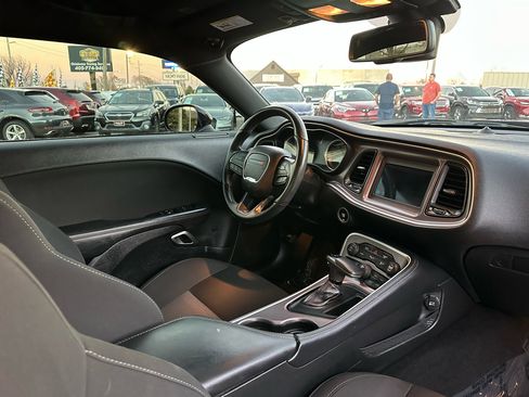 Used 2021 Dodge Challenger R/T image 13