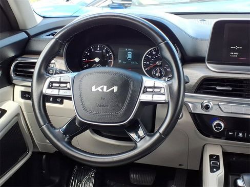 Certified 2022 Kia Telluride EX w/ EX Premium Package image 12