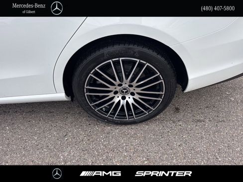 New 2026 Mercedes-Benz C 300 4MATIC Sedan image 9
