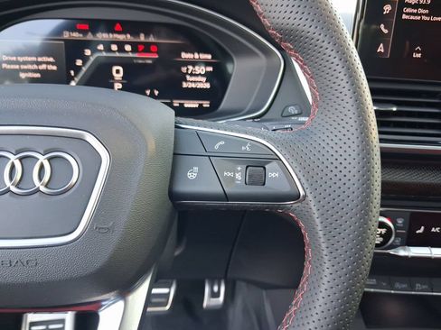 Used 2025 Audi SQ5 Premium Plus AWD/4WD image 23