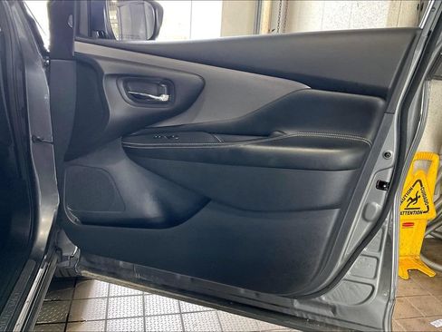 Used 2024 Nissan Murano SV AWD/4WD image 21