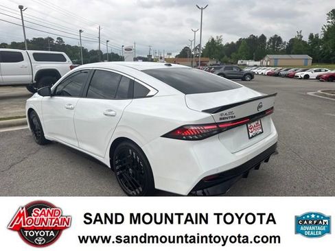 Used 2026 Nissan Sentra SR w/ SR Premium Package FWD image 5