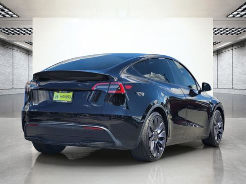 Used 2025 Tesla Model Y Performance AWD/4WD image 6