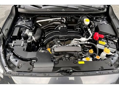 Used 2024 Subaru Crosstrek 2.0i Premium image 10