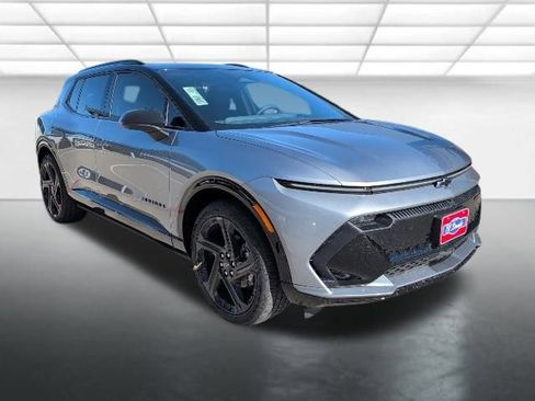 New 2026 Chevrolet Equinox EV RS image 1