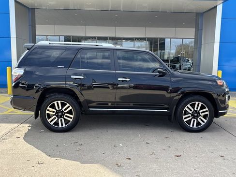 Used 2023 Toyota 4Runner Limited image 2