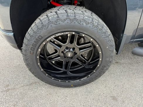 Used 2019 Chevrolet Silverado 1500 RST AWD/4WD image 27