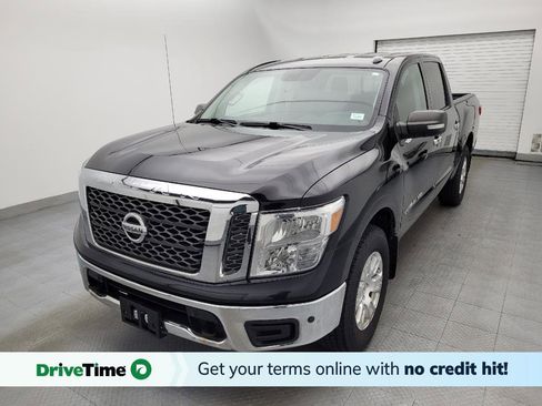 Used 2018 Nissan Titan SV w/ SV Convenience Package image 1